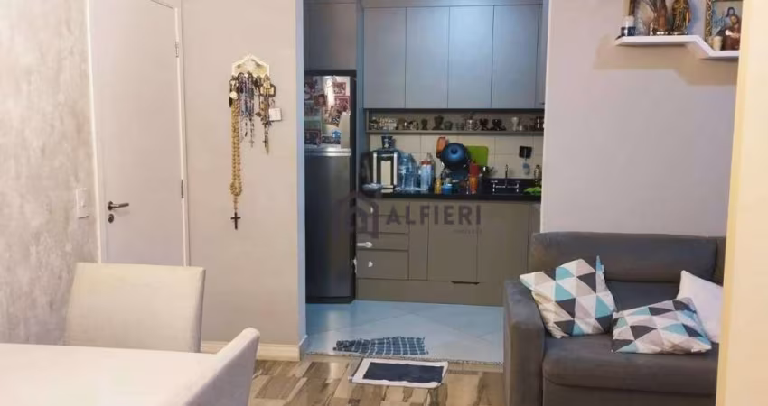 Apartamento com 2 dormitórios à venda, 60 m² por R$ 600.000,00 - Jardim Tupanci - Barueri/SP