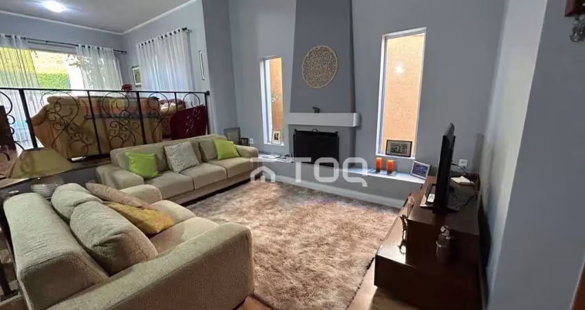Casa totalmente térrea em ótima localização alameda plana 4 dormitórios, piscina, churrasqueira