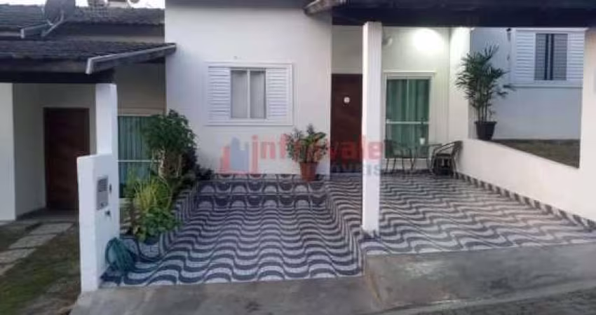 Casa de Condomínio com 2 quartos, Bairro do Colonia, Jacareí - R$ 320 mil, Cod: 14538