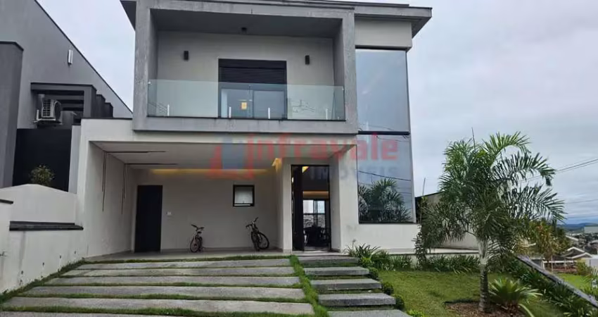 Sobrado de Condomínio com 4 quartos, Condomínio Residencial Fogaça, Jacareí - R$ 1.6 mi, Cod: 14126