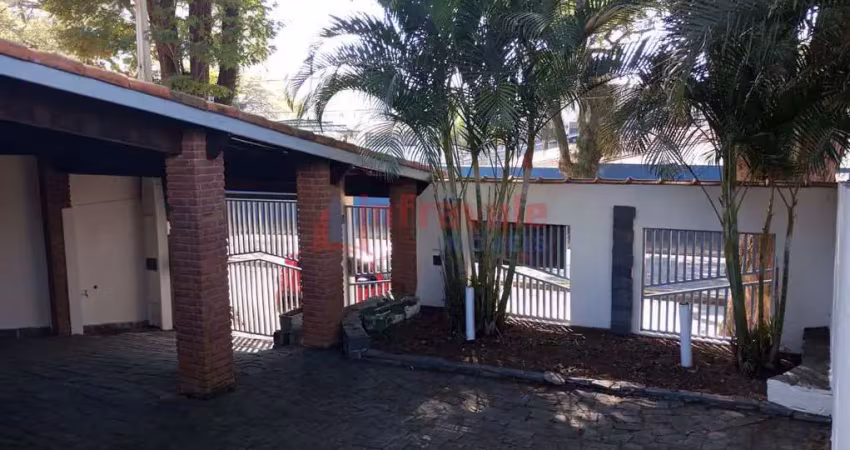 Casa com 4 quartos, Jardim América, Jacareí - R$ 690 mil, Cod: 11895