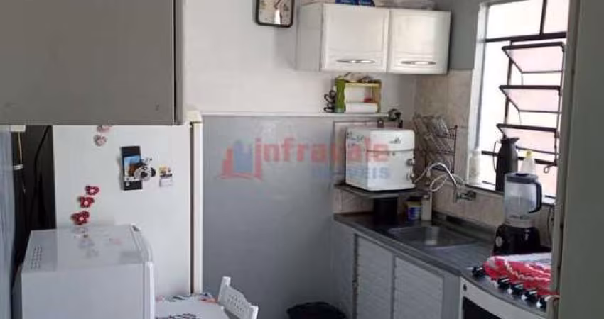 Casa com 3 quartos, Parque Santo Antônio, Jacareí - R$ 435 mil, Cod: 13612