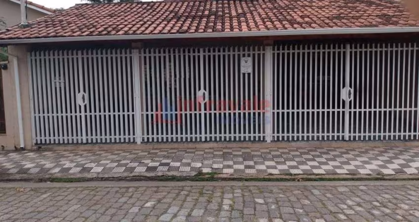 Casa com 3 dorms, Jardim Paraíba, Jacareí - R$ 660 mil, Cod: 13103