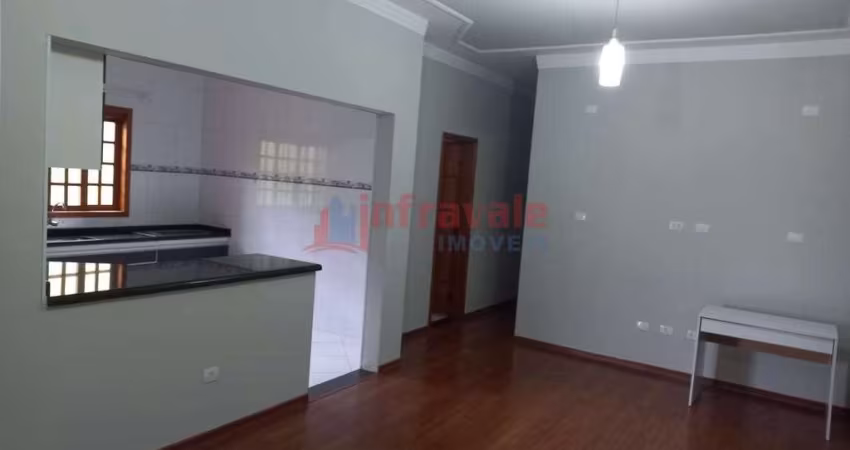 Casa com 3 quartos, Jardim Terras de Santa Helena, Jacareí - R$ 640 mil, Cod: 12081