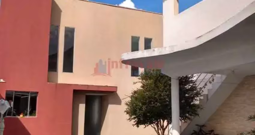 Casa com 3 dorms, Jardim Jacinto, Jacareí - R$ 650 mil, Cod: 9590