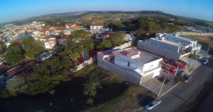 Sobrado de Condomínio com 3 dorms, Condomínio Residencial Fogaça, Jacareí - R$ 1.4 mi, Cod: 9161
