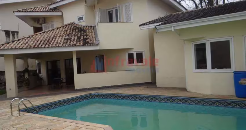 Sobrado com 4 quartos, jardim américa, jacareí - r$ 2.28 mi, cod: 7992
