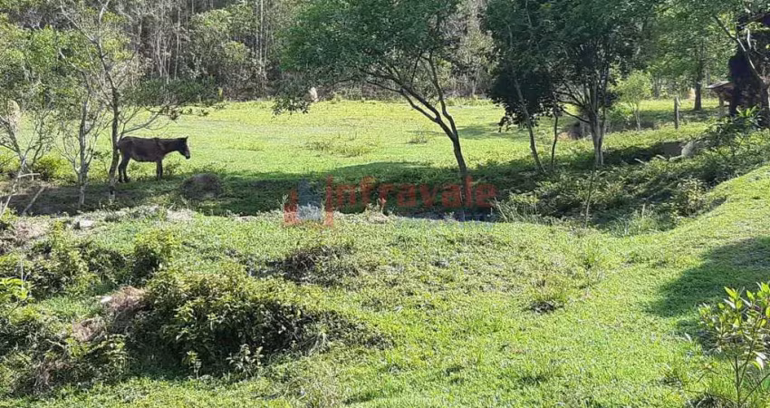 Fazenda com 3 quartos, pedra branca, caçapava - r$ 1.8 mi, cod: 10059