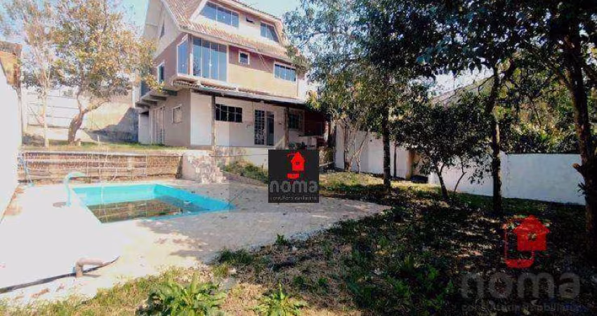 Triplex em Colombo!