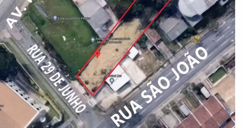 Terreno em condomínio fechado à venda na Rua Vinte e Nove de Junho, 686, Bacacheri, Curitiba