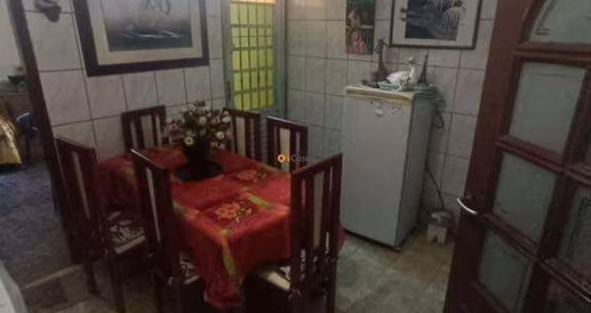 Casa com Salão Comercial | 2 Dorms + 3 Vagas | Próx. Metrô Tucuruvi | R$ 450 mil