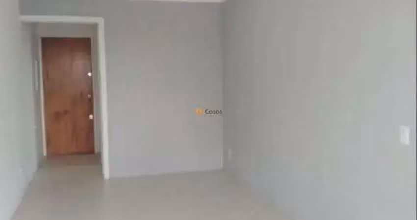 Apartamento à venda 3 dormitórios sendo 1 suíte, 3 banheiros, 1 vaga de garagem.