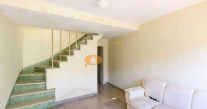 Sobrado a venda com 02 dormitórios e 01 vaga - vila gumercindo