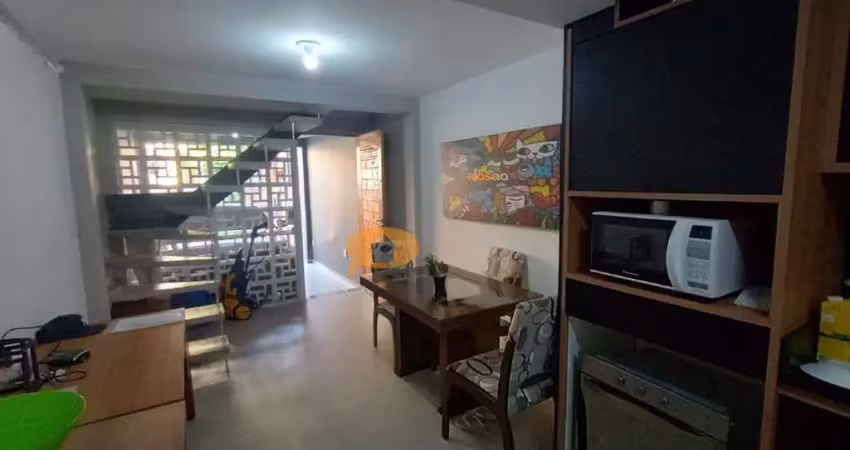 SOBRADO à venda, 2 quartos, 2 suítes, 1 vaga, Vila Gumercindo - São Paulo/SP