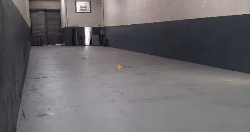 Galpão Industrial com 320 metros, entrada para container e portão automático