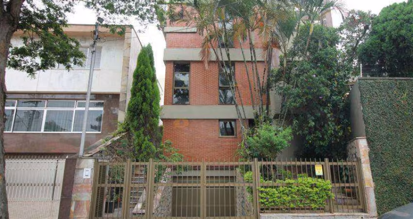 Sobrado Triplex - locação - 241 m2 - 4 Dormitórios Suítes - Piscina - 5 Vagas de Garagem - Bosque da Saúde/sp.