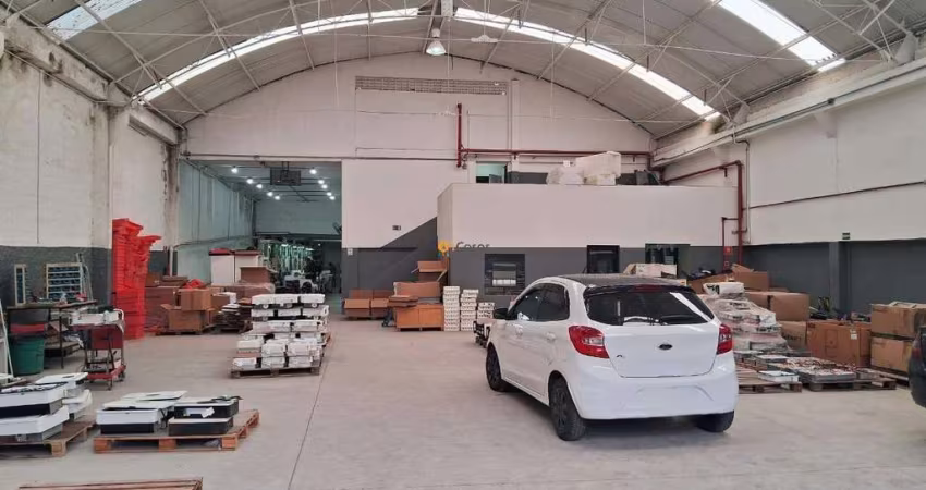 Galpão 3.700m²