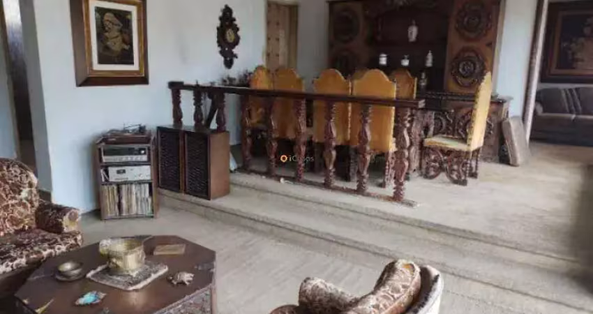 Ampla casa isolada no parque jabaquara — 420m² de terreno com potencial incrível