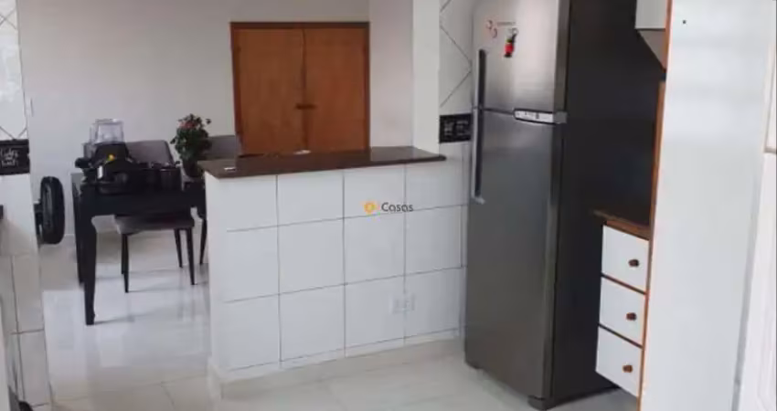 Casa em condomínio fechado com 241 m² na zona oeste!