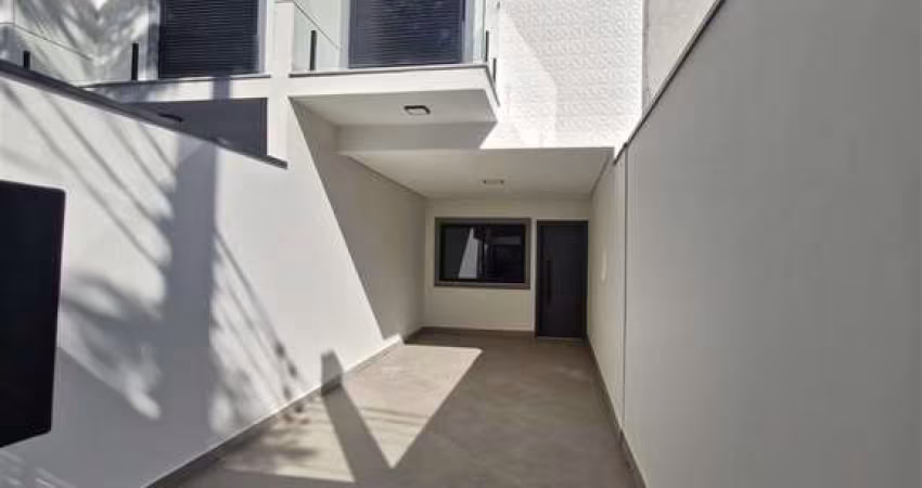 Sobrados Novos para venda em São Paulo no bairro Fiat Lux