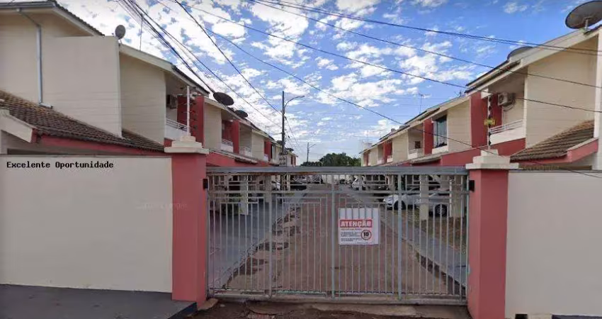 Casa em Condomínio para Venda em Várzea Grande, Jardim Aeroporto, 3 dormitórios, 1 suíte, 3 banheiros, 2 vagas