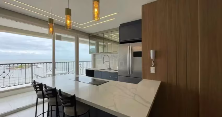 Frente mar, mobiliado, 03 suítes à venda, bairro gravatá em navegantes!