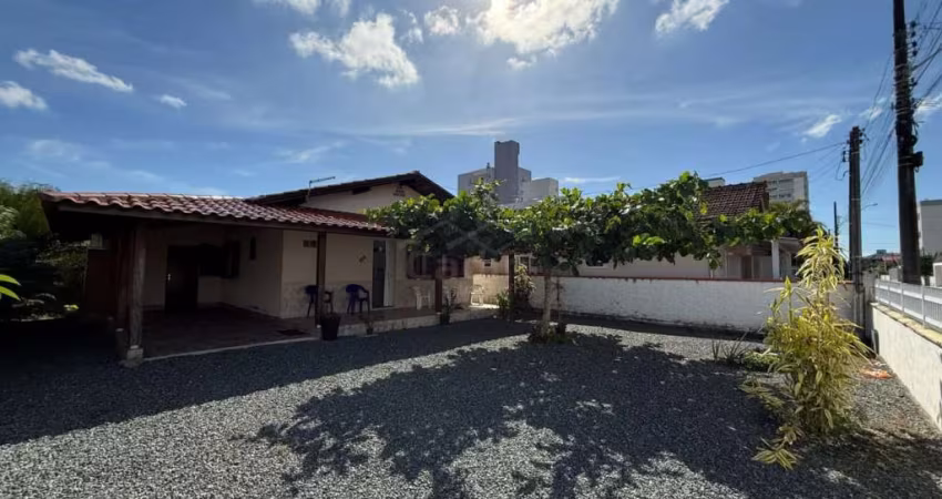 CASA 02 DORMITÓRIOS GRAVATA - NAVEGANTES