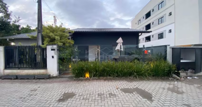 SALA COMERCIAL MOBILIADA PARA ALUGAR, R$ 3.350,00, BAIRRO MACHADOS NAVEGANTES/SC.