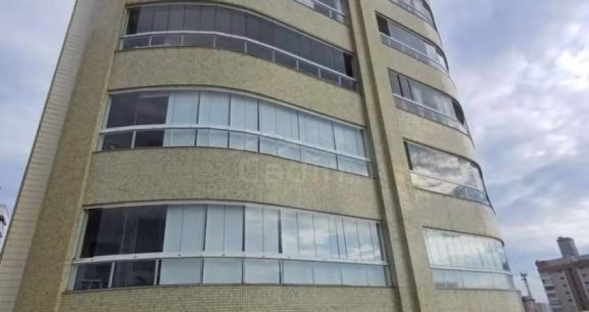 APARTAMENTO PARA ALUGAR, R$ 5.300,00 NO CENTRO DE NAVEGANTES/SC.