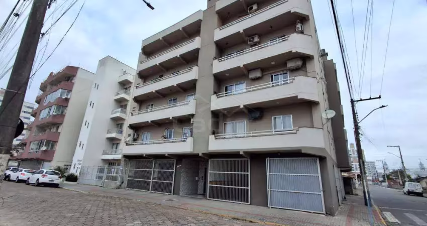 Apartamento para alugar, r$ 2.650,00 bairro gravatá navegantes/sc.