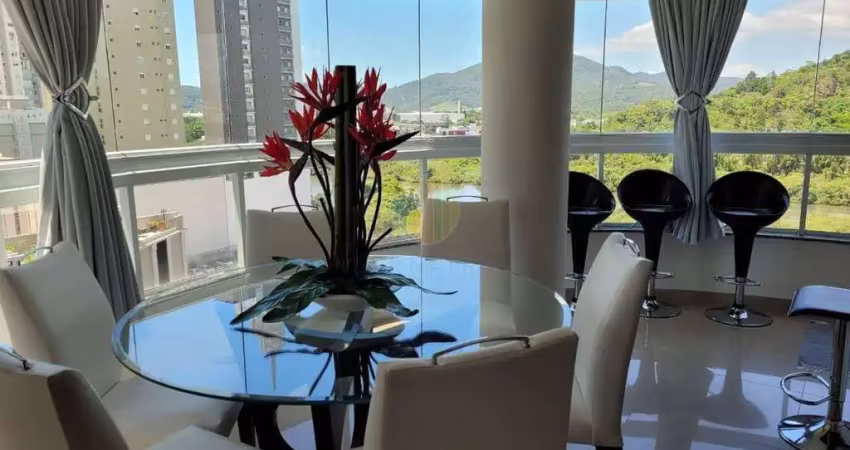 Apartamento com 3 quartos à venda na Rua 3900, 80, Centro, Balneário Camboriú
