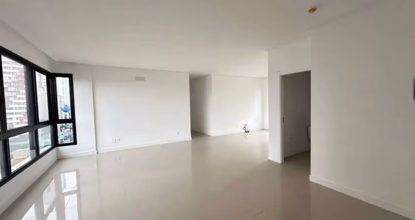 Apartamento com 3 quartos à venda na Rua 3310, 101, Centro, Balneário Camboriú