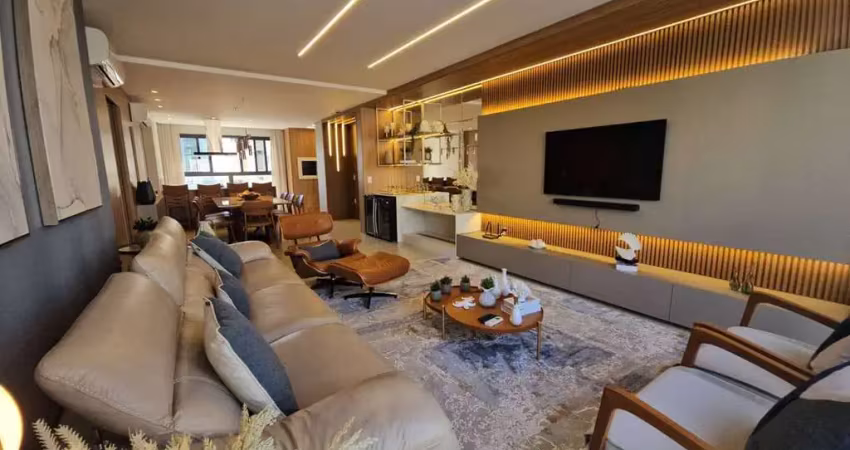 Apartamento com 4 quartos à venda na Avenida Brasil, 380, Centro, Balneário Camboriú