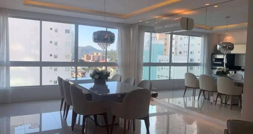 Apartamento com 4 quartos à venda na Rua 3144, 236, Centro, Balneário Camboriú