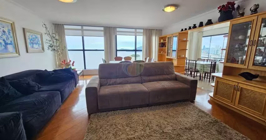 Apartamento com 3 quartos à venda na Avenida Atlântica, 1400, Centro, Balneário Camboriú