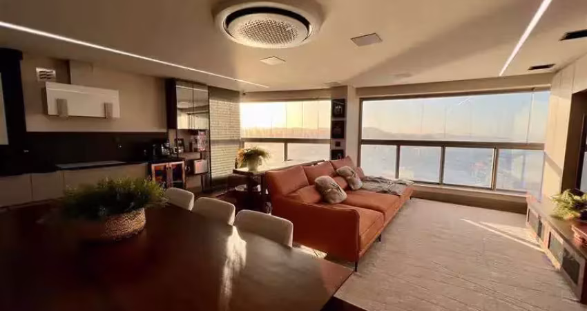 Apartamento com 3 quartos à venda na Avenida Atlântica, 5770, Centro, Balneário Camboriú