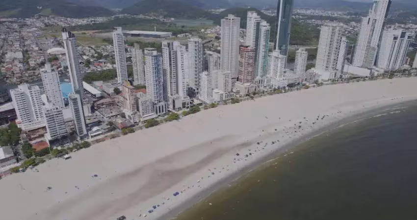 Apartamento com 3 quartos à venda na Avenida Atlântica, 5230, Centro, Balneário Camboriú