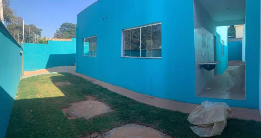 LINDA CASA INDIVIDUAL COM DESIGNER MODERNO E FINANCIAMENTO BANCÁRIO!