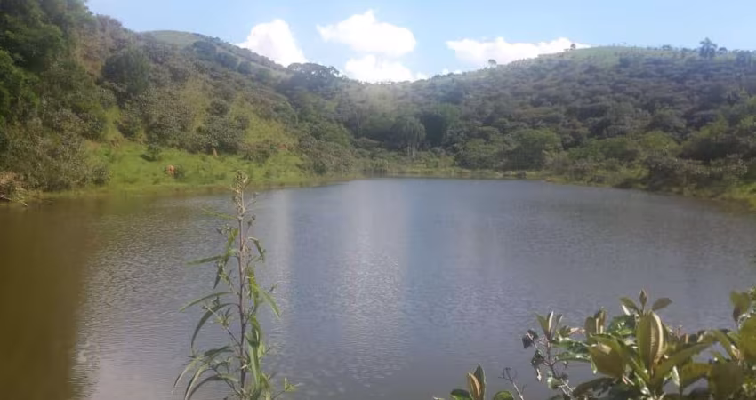 Fazenda para Venda em Igaratá, CRUZ BRANCA, 3 dormitórios, 2 banheiros, 6 vagas