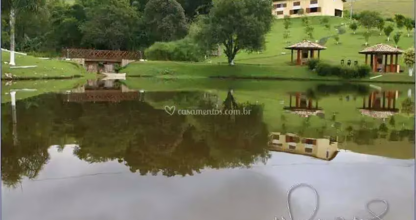 Sítio para Venda em Arujá, RURAL, 3 dormitórios, 1 suíte, 3 banheiros, 15 vagas