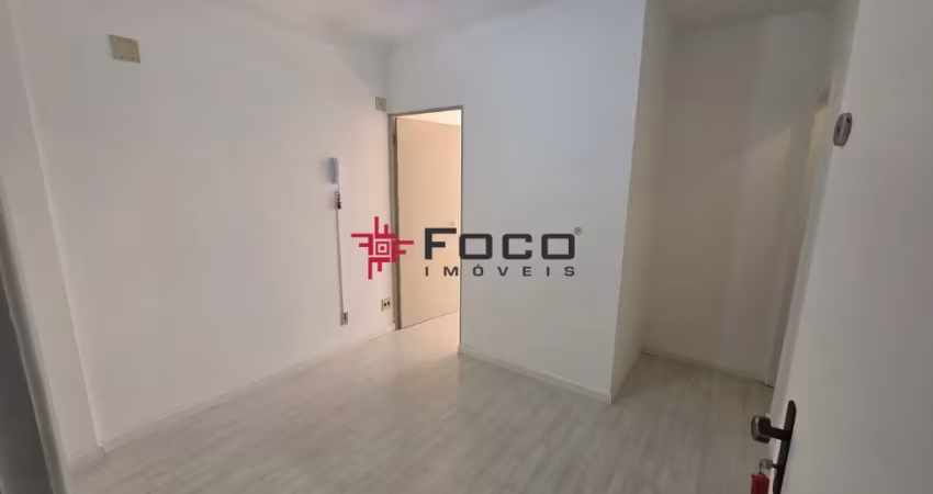 Sala comercial - Edifício Profissional center - Jardim São Dimas - 33m²