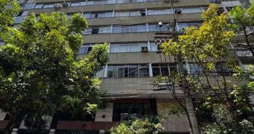 Apartamento Reformado à Venda – Rua Mariz e Barros, Niterói | Vista para o Verde