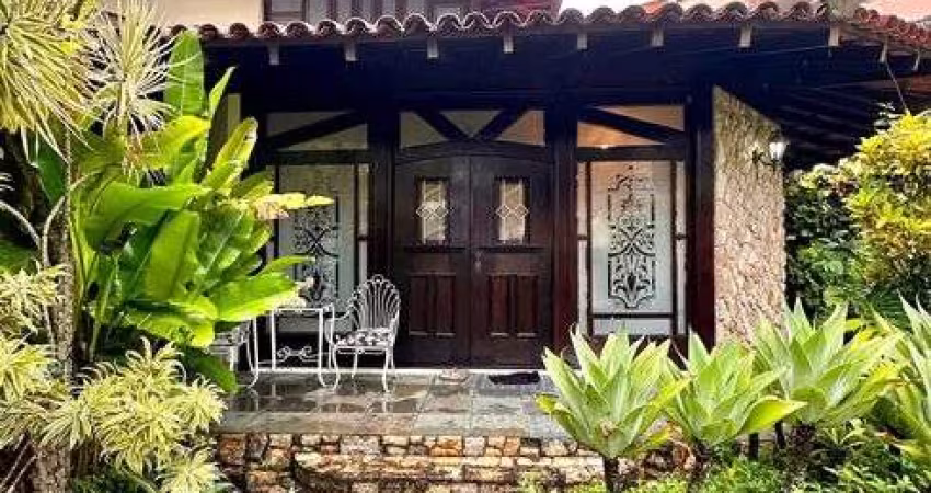 Casa com 6 quartos à venda na Rua Amadeu Gomes, 126, Sapê, Niterói