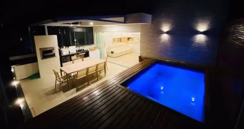 Casa à Venda – Rua Oliveira Botelho | 220m² | 3 Suítes | Piscina | Espaço Gourmet | Rua Fechada