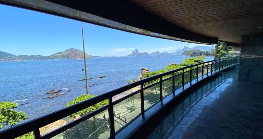 Linda vista de frente pro mar.
