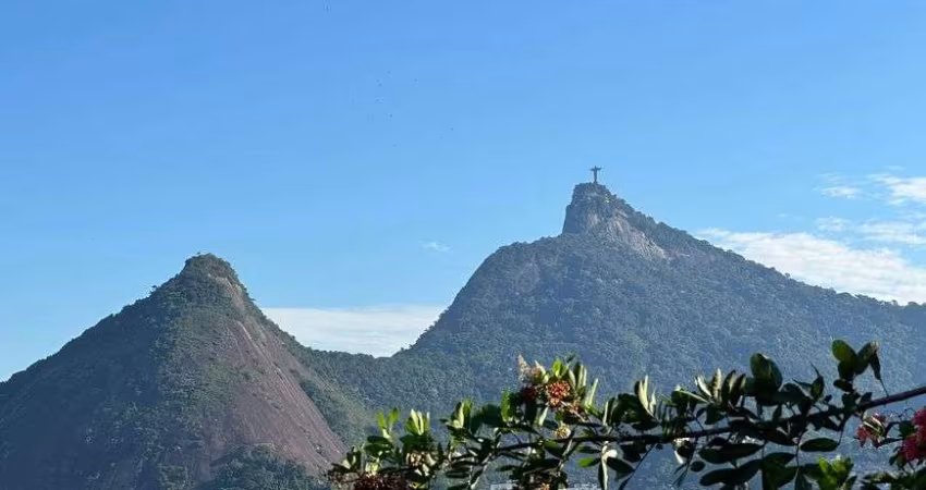 Cobertura Linear Exclusiva no Condomínio Parque Guinle – Laranjeiras, Rio de Janeiro