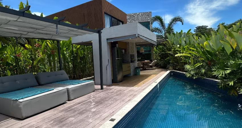 Casa à venda por R$ 2.900.000,00 no condomínio Alphaville Litoral Norte 1, Camaçari, Bahia.
