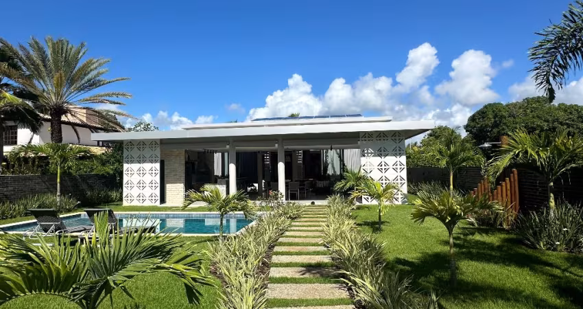 Casa de Praia à venda por R$ 4.800.000,00 em Itacimirim no condomínio Enseada Praia da Espera - CEPE - Camaçari - Bahia