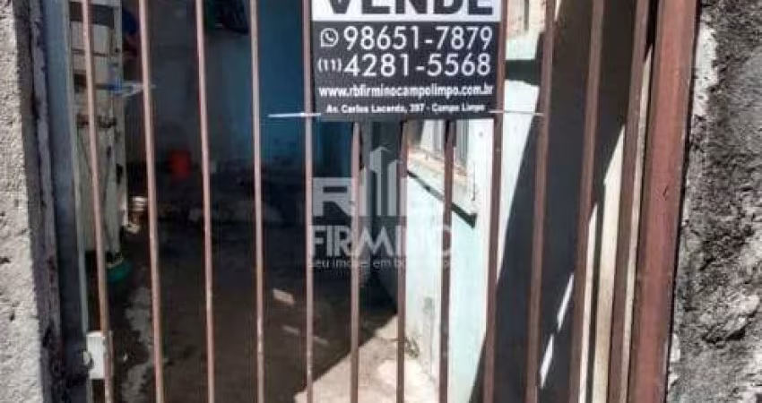 Casa - Padrão, para Venda em São Paulo/SP