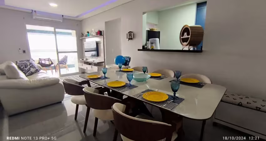 Vende-se apartamento com lazer completo a 1 quadra da praia